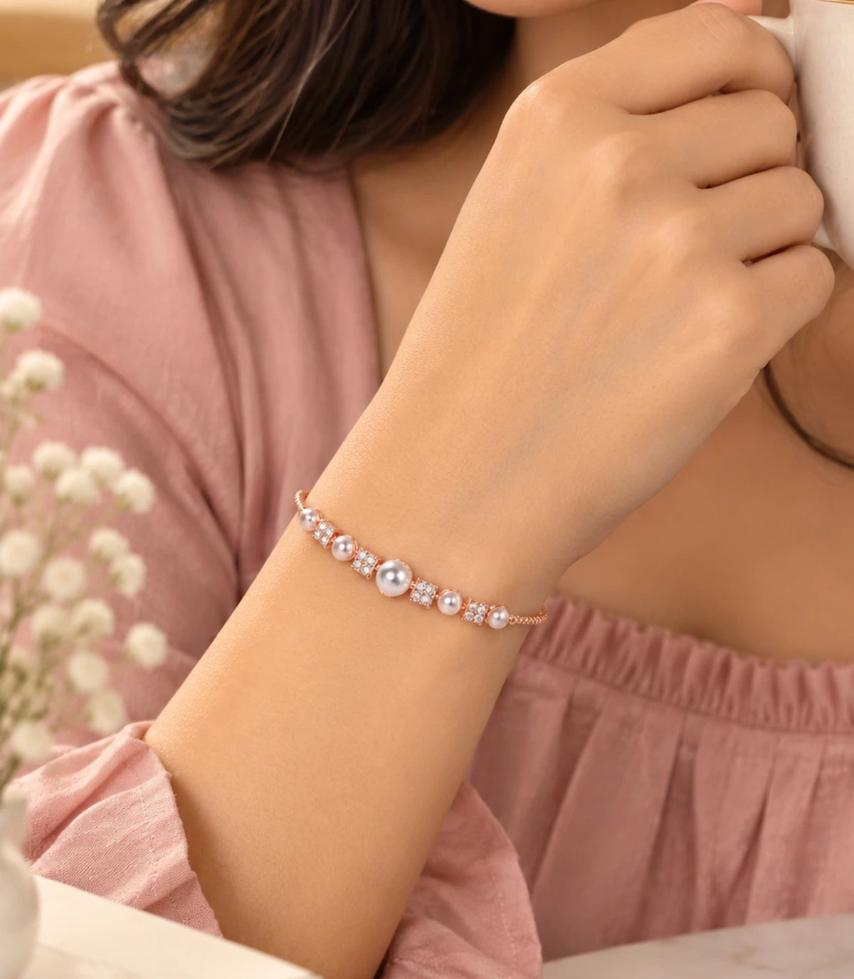 Rose Gold Plated Pearl-Floral Cluster Bolo Bracelet