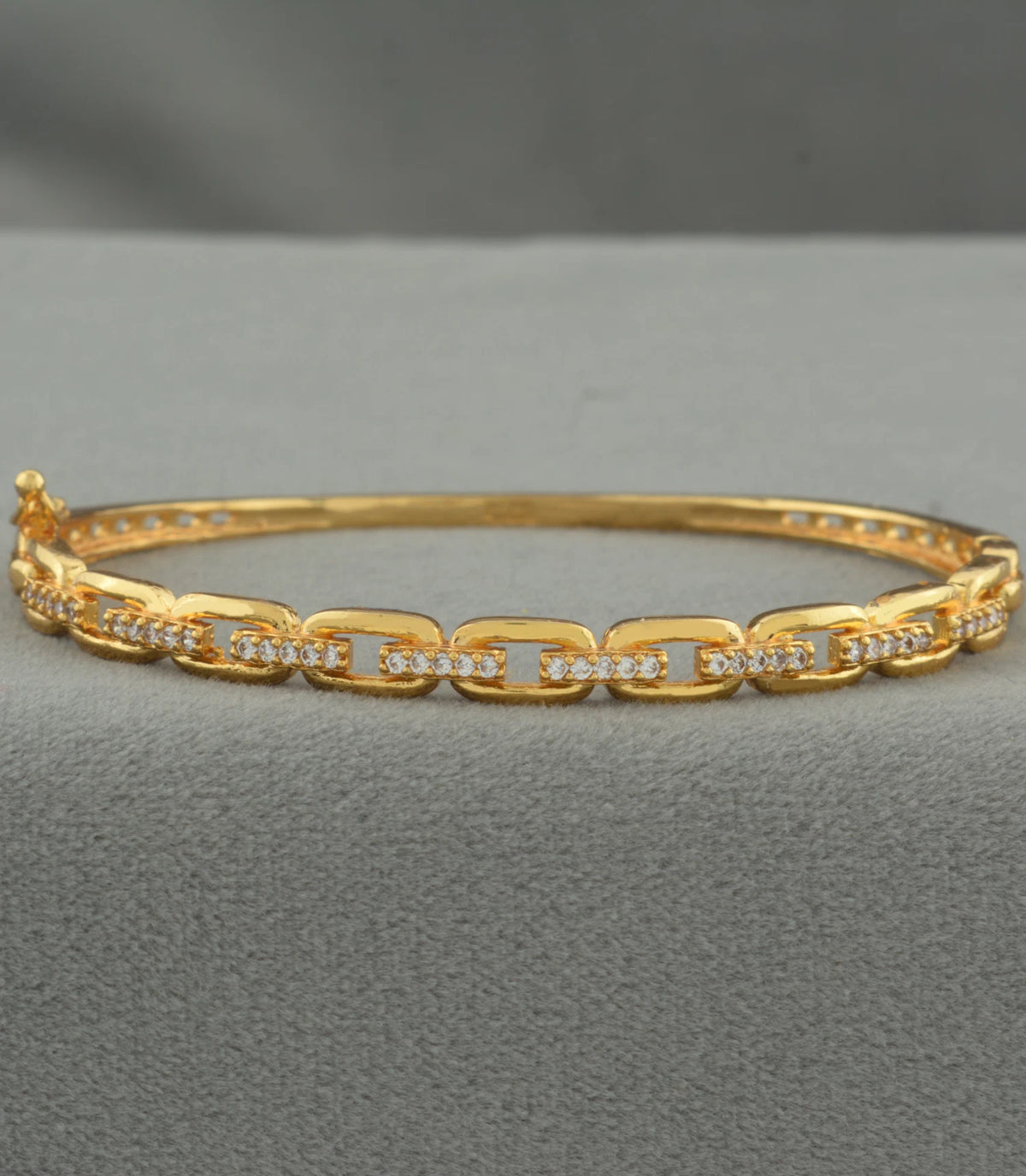 Gold Plated Oval Chain Link AD Flexible Bracelet