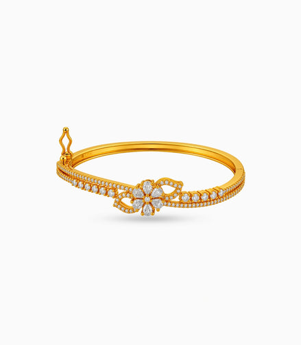 Gold Plated Blossom Openwork AD Flexible Bracelet