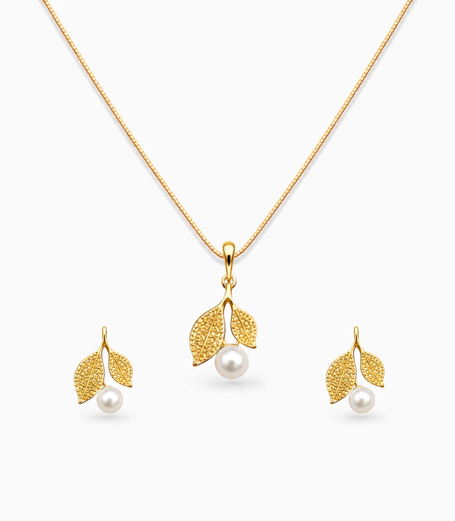 Gold Plated Delicate Pearl CZ  Necklace Set