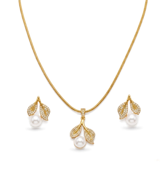 Gold Plated Leaf AD Pearl Chain Pendant Set