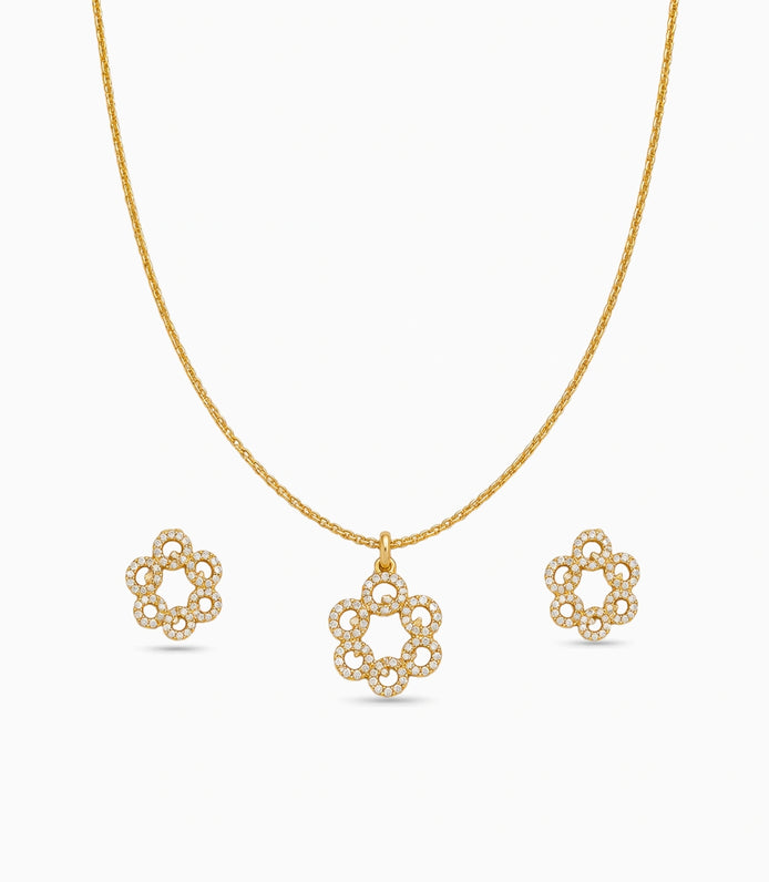Gold Plated Delicate Interlocking Circle CZ Chain Pendant Set