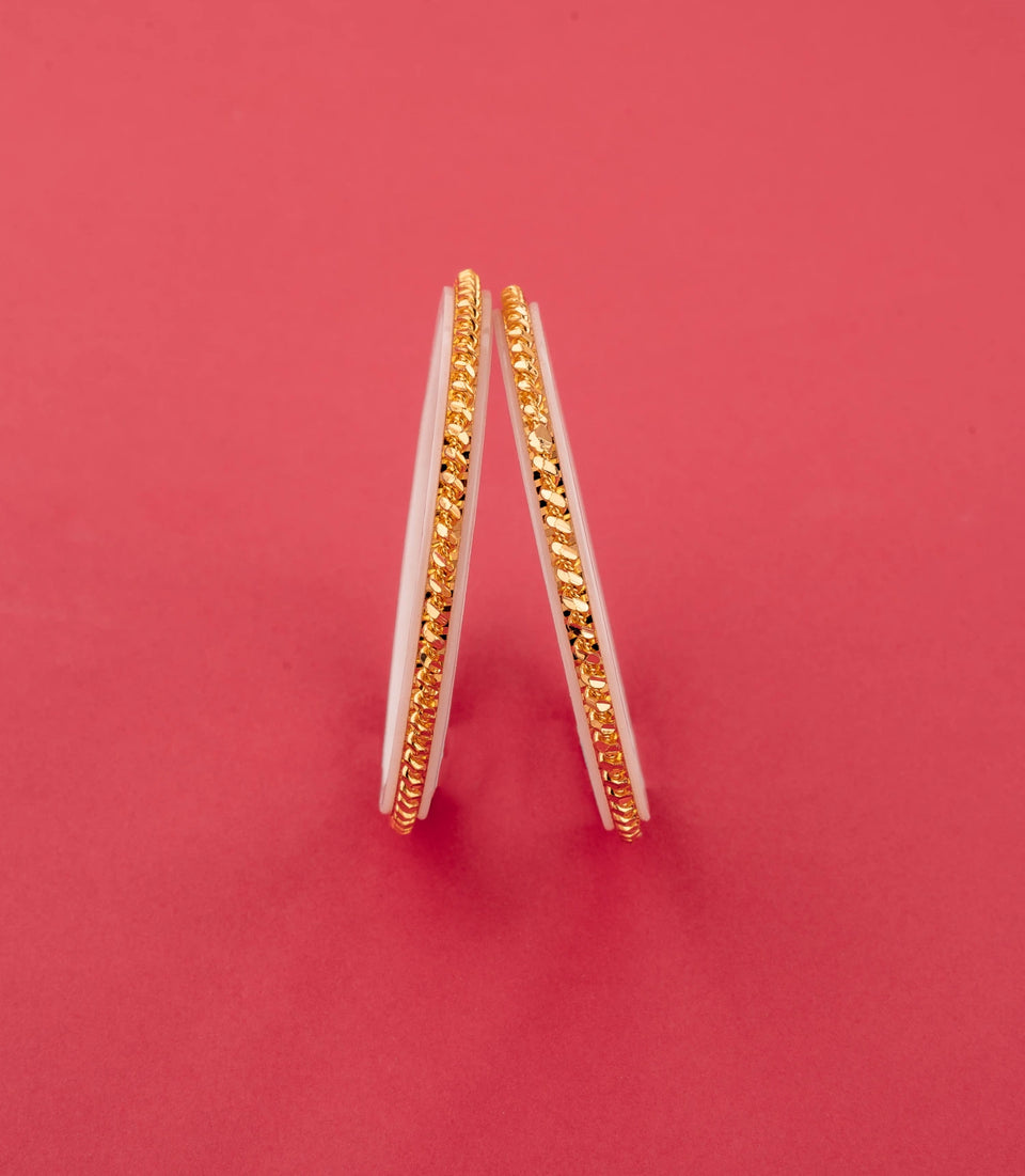 Gold Plated Twisted White Pola Bangle Set