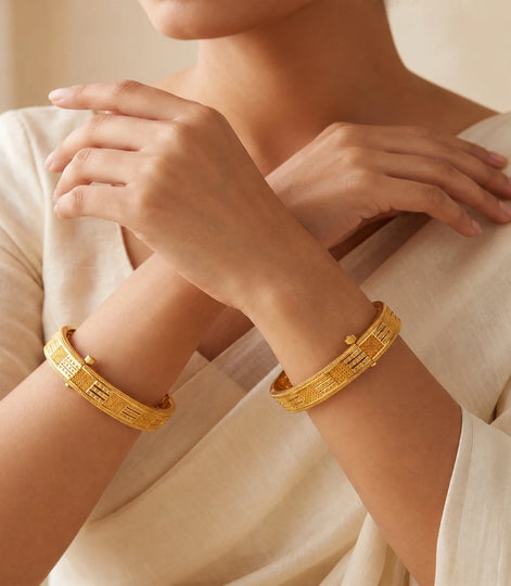 Gold Plated Textured Geometric Bangle Set