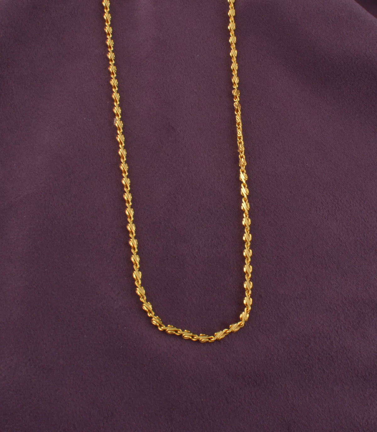 Gold Plated Delicate Textured Chains