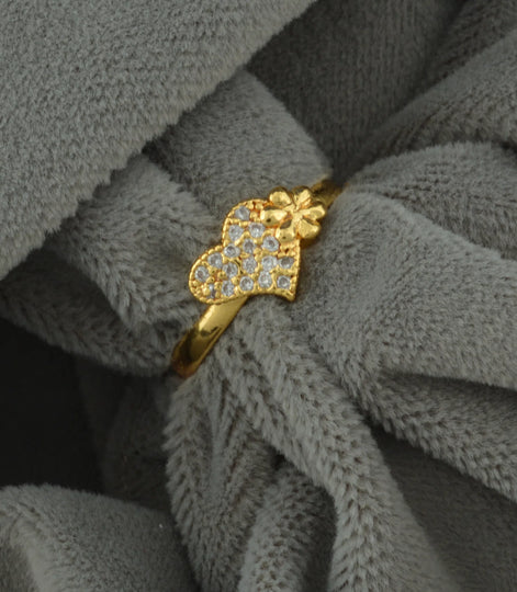 Gold Plated Heart & Flower Textured Finger Ring