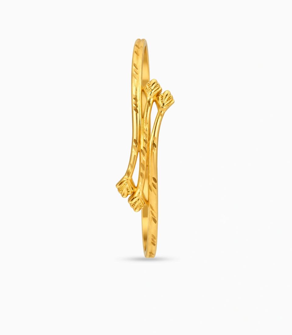 Gold Plated Graceful Glow Single Bangle