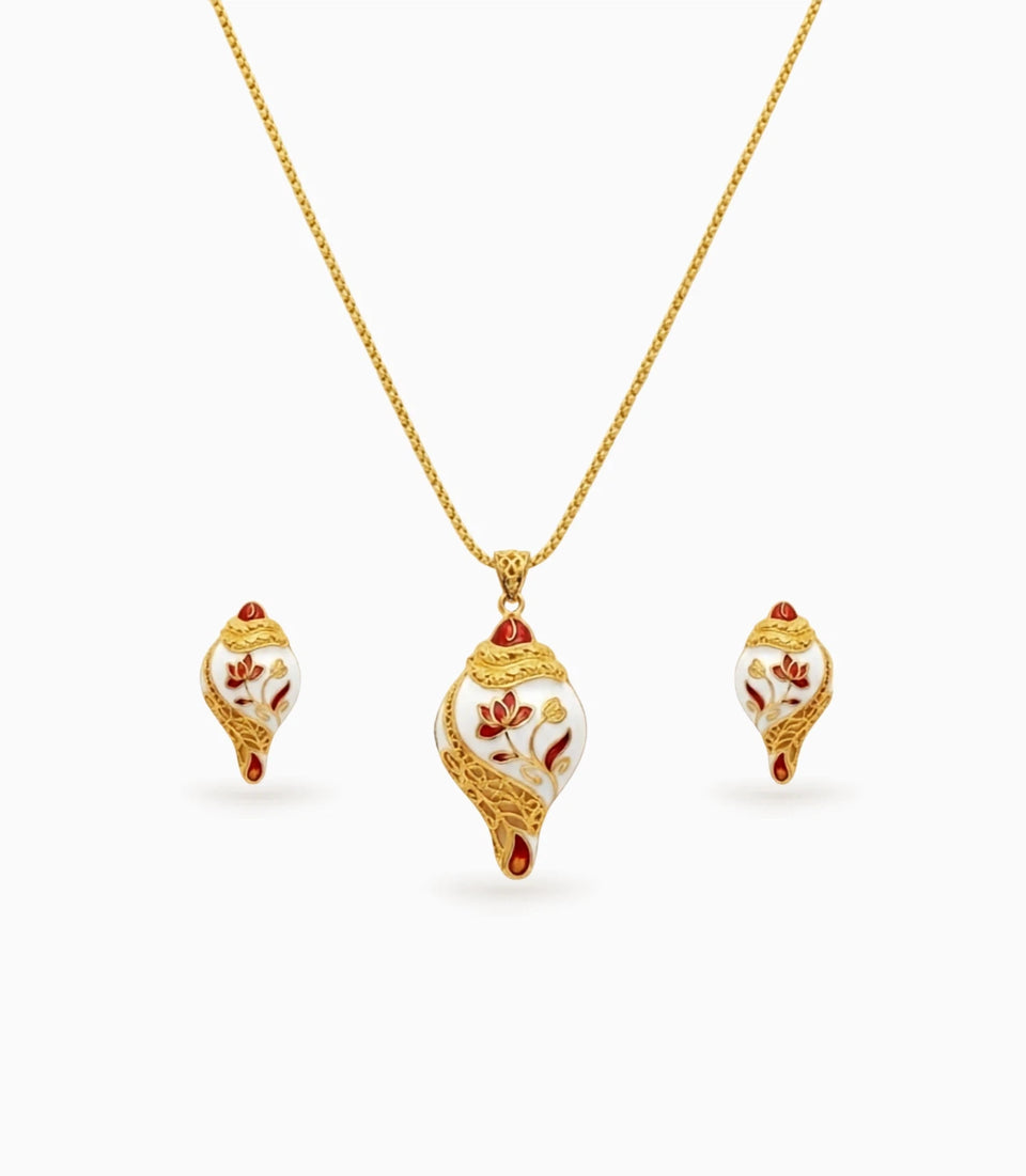 Gold Plated Sankh Enamel Chain Pendant Set