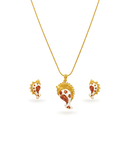 Gold Plated Sankh Motif Delicate Pendant Set