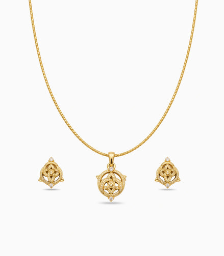 Gold Plated Delicate Triple Loop AD Chain Pendant Set