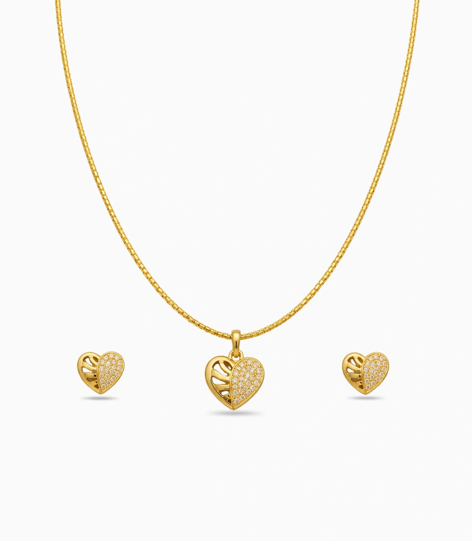 Gold Plated Delicate Shinny Heart AD Chain Pendant Set