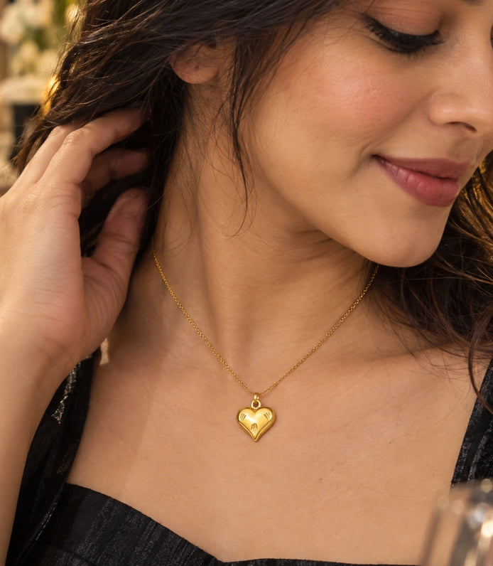 Gold Plated Feminine Heart Pendant