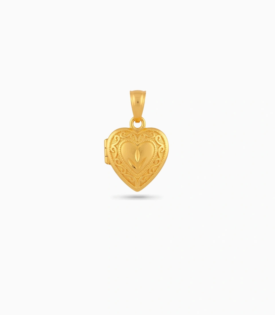Gold Plated Lustrous Heart Pendant