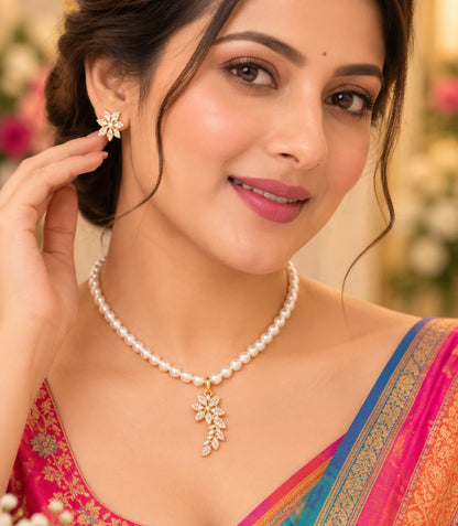 Gold Plated Leaf Pendant Single Strand Pearl Necklace Set