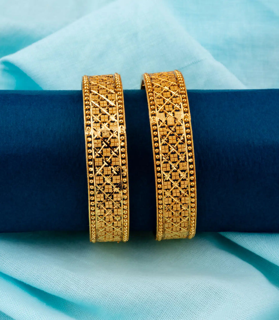 Gold Plated Luxurious Bangle Set
