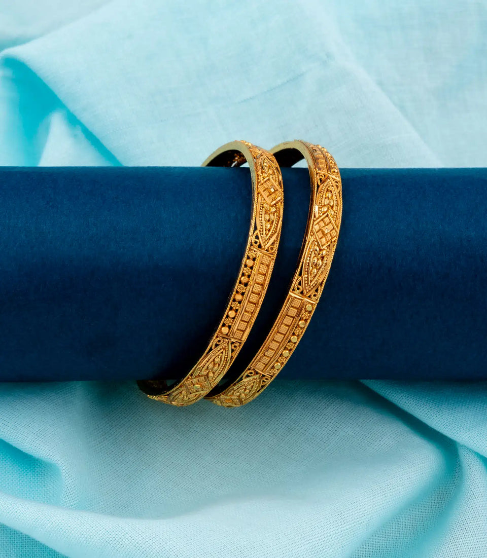 Gold Plated Golden Shine Bangle Set