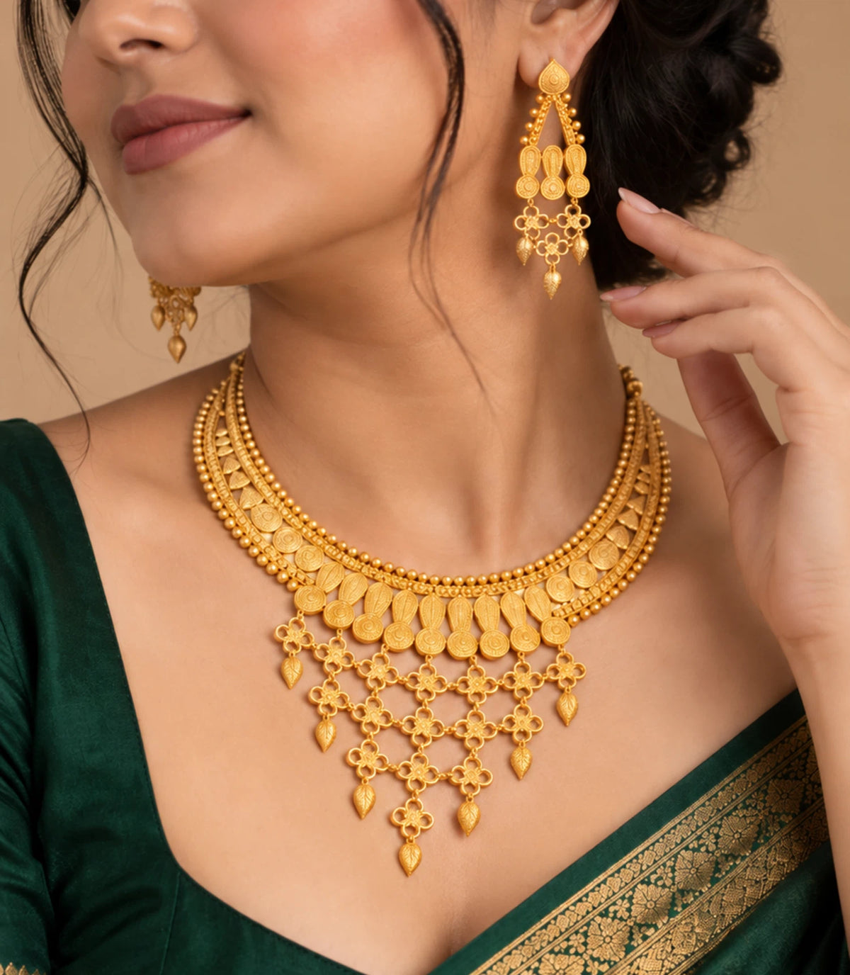 Gold Plated Intricate Mesh Bib Necklace Set