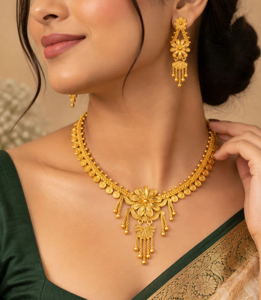 Gold Plated Classic Botanical Necklace Set