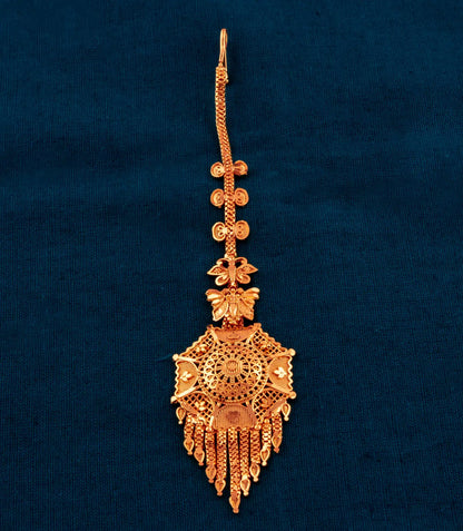 Gold Plated Radiant Floral Mesh Maang Tika